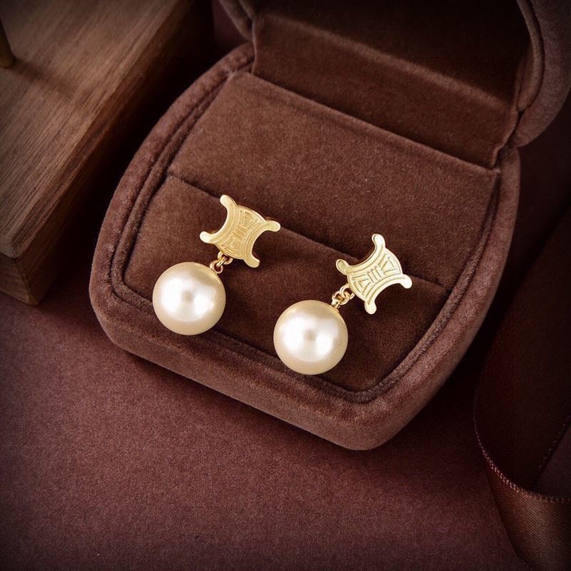 Ce**e earrings